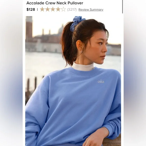 Alo Yoga Accolade Crewneck in Crystal Clear Blue Medium NWT - Picture 2 of 6